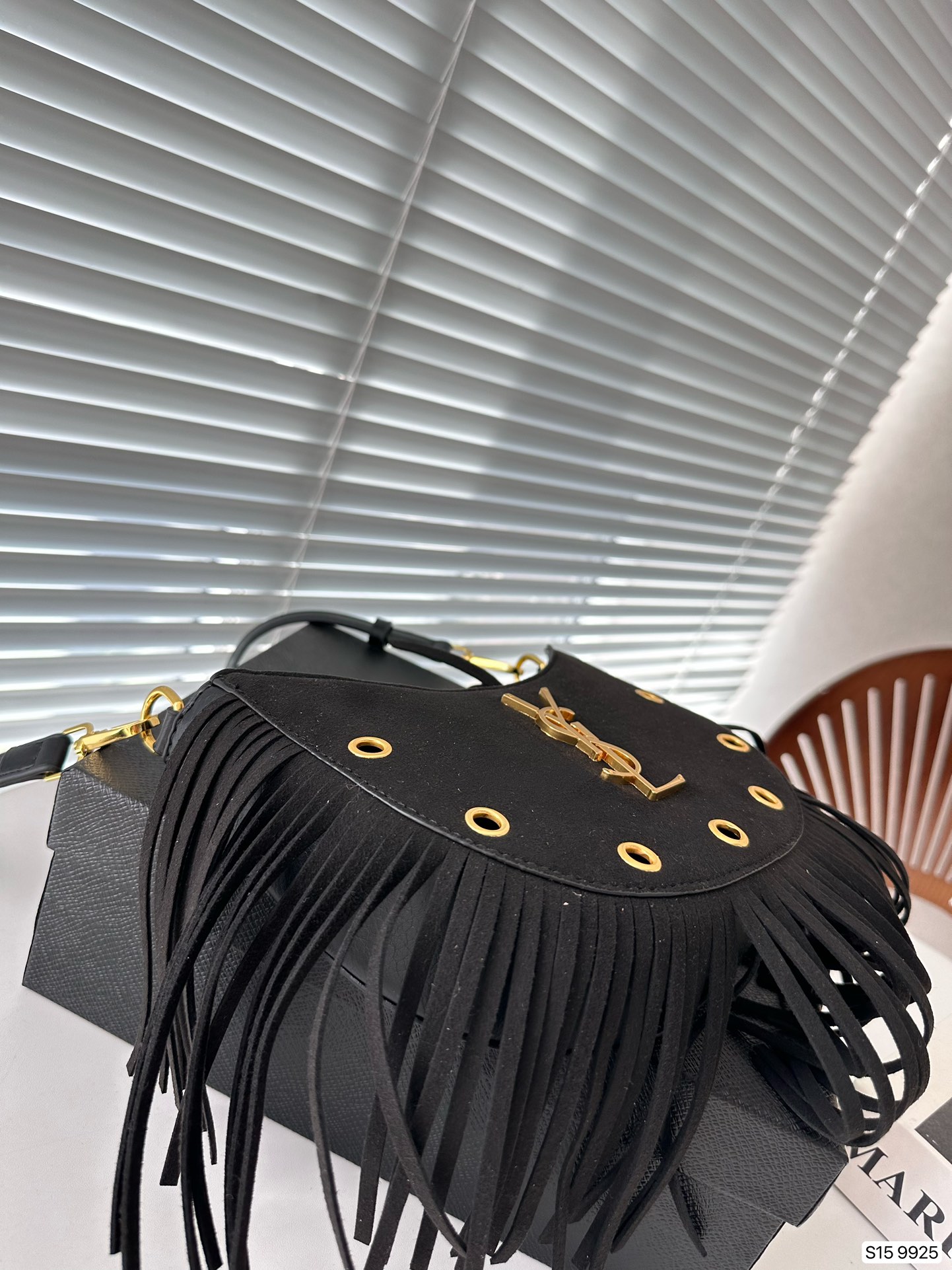 Saint Laurent 【入手困難】フリンジ付きバッグ