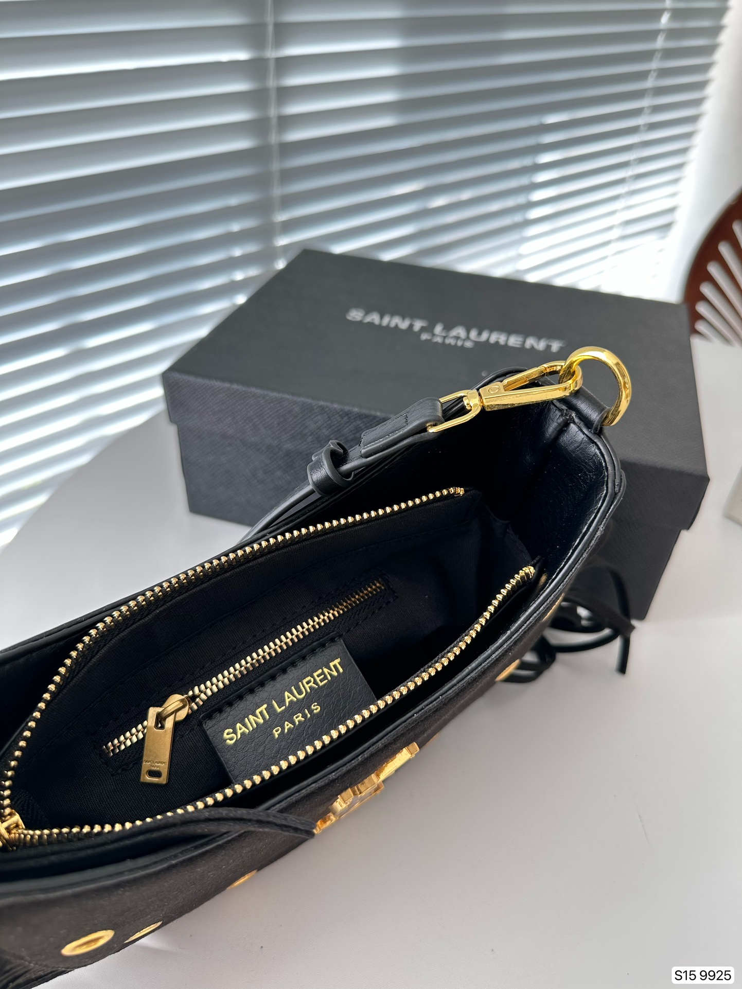 Saint Laurent 【入手困難】フリンジ付きバッグ