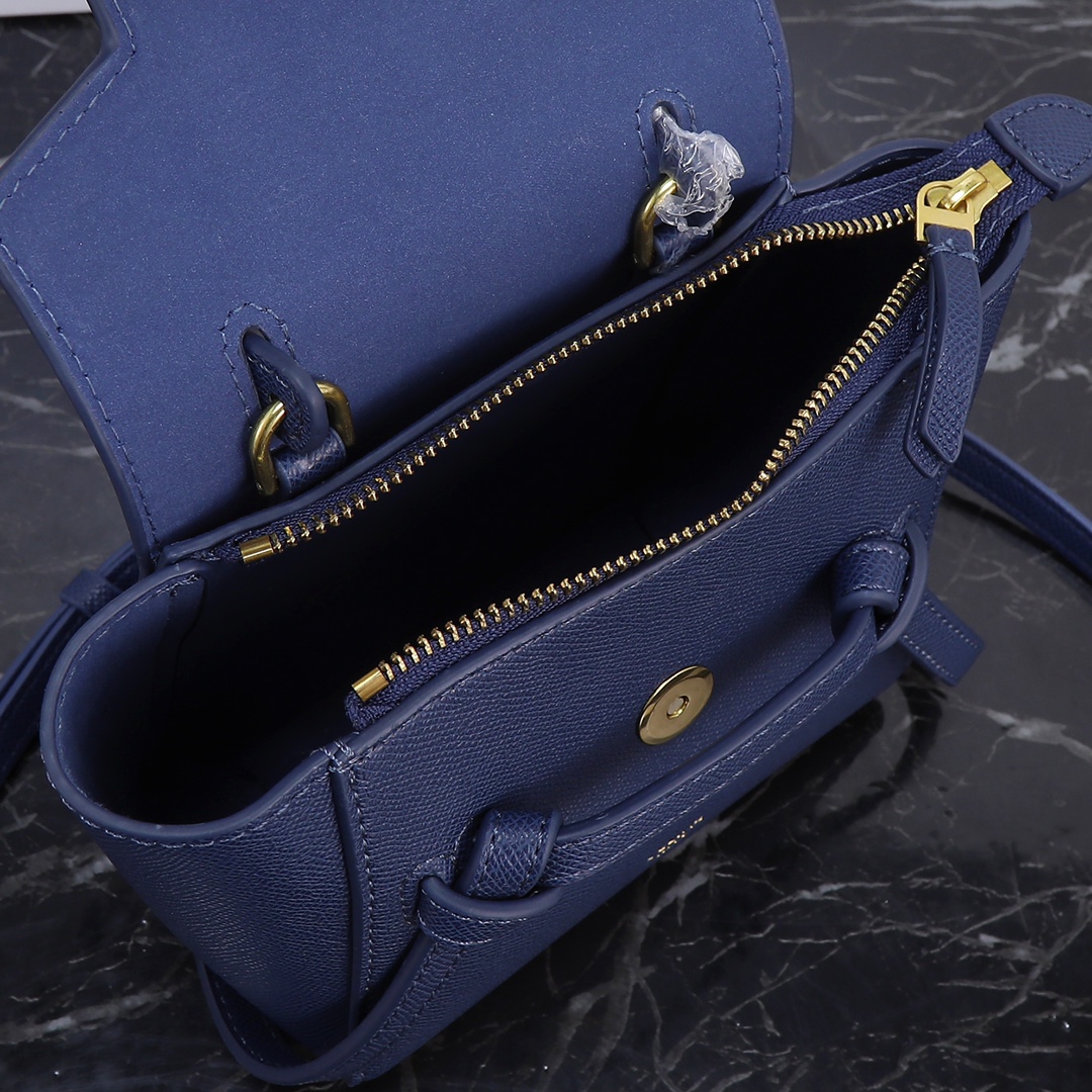 CELINE【入手困難】大人気 可愛い ナノベルト NANO BELT 全色
