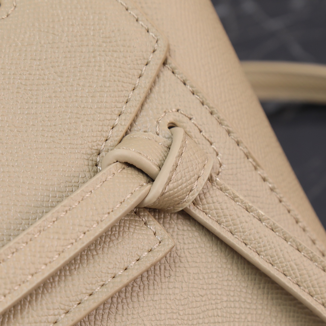 CELINE【入手困難】大人気 可愛い ナノベルト NANO BELT 全色
