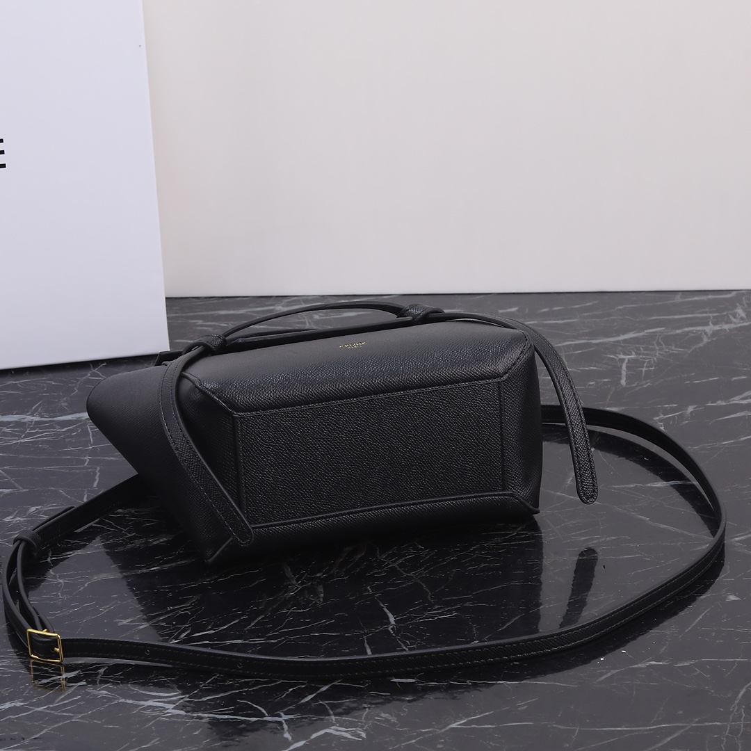 CELINE【入手困難】大人気 可愛い ナノベルト NANO BELT 全色