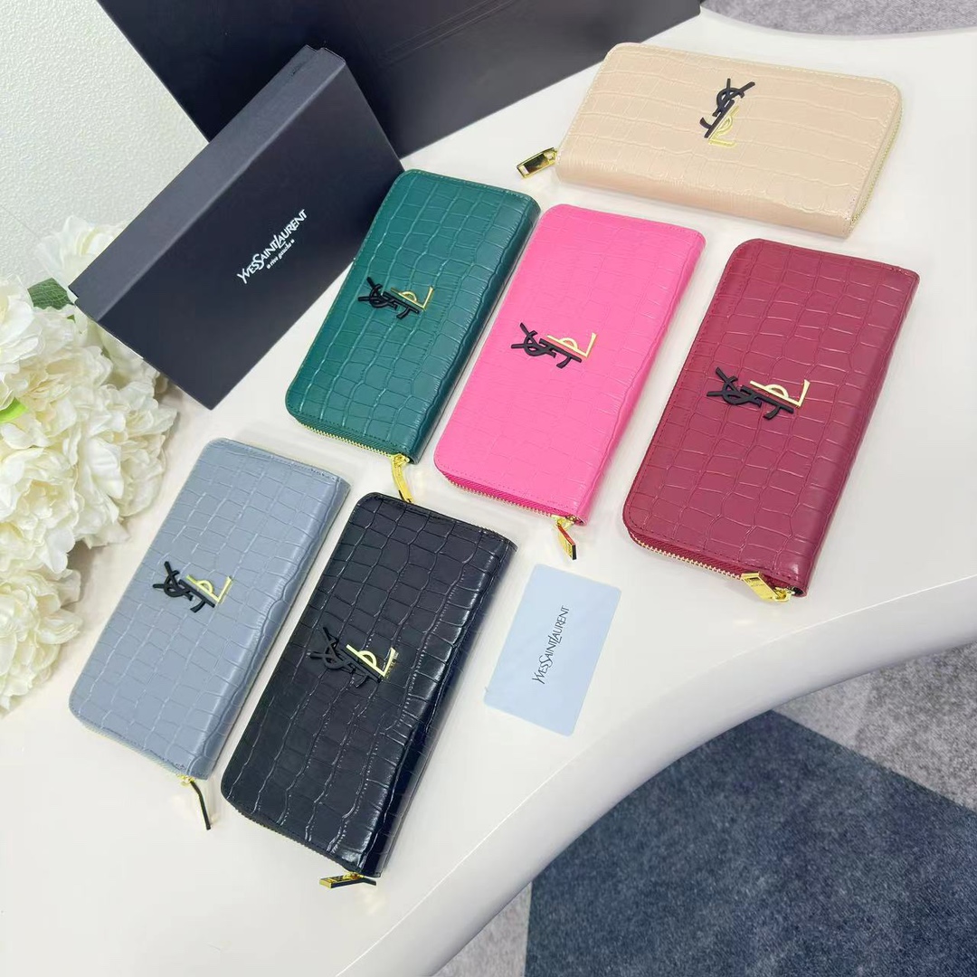 SAINT LAURENT 【入手困難】ファスナー財布★全色★