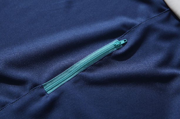 cleanfit配色バックポケット付き速乾Ｔシャツ
