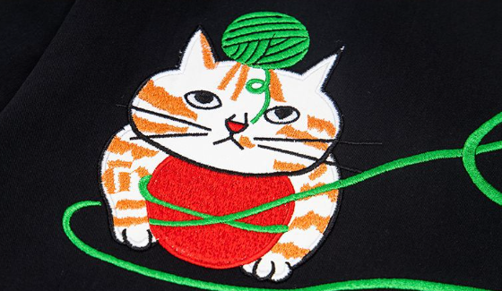 猫刺繍入りサイズ感半袖シャツ2色