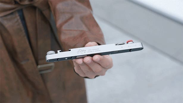 撮影設定を直感的に変更する様子