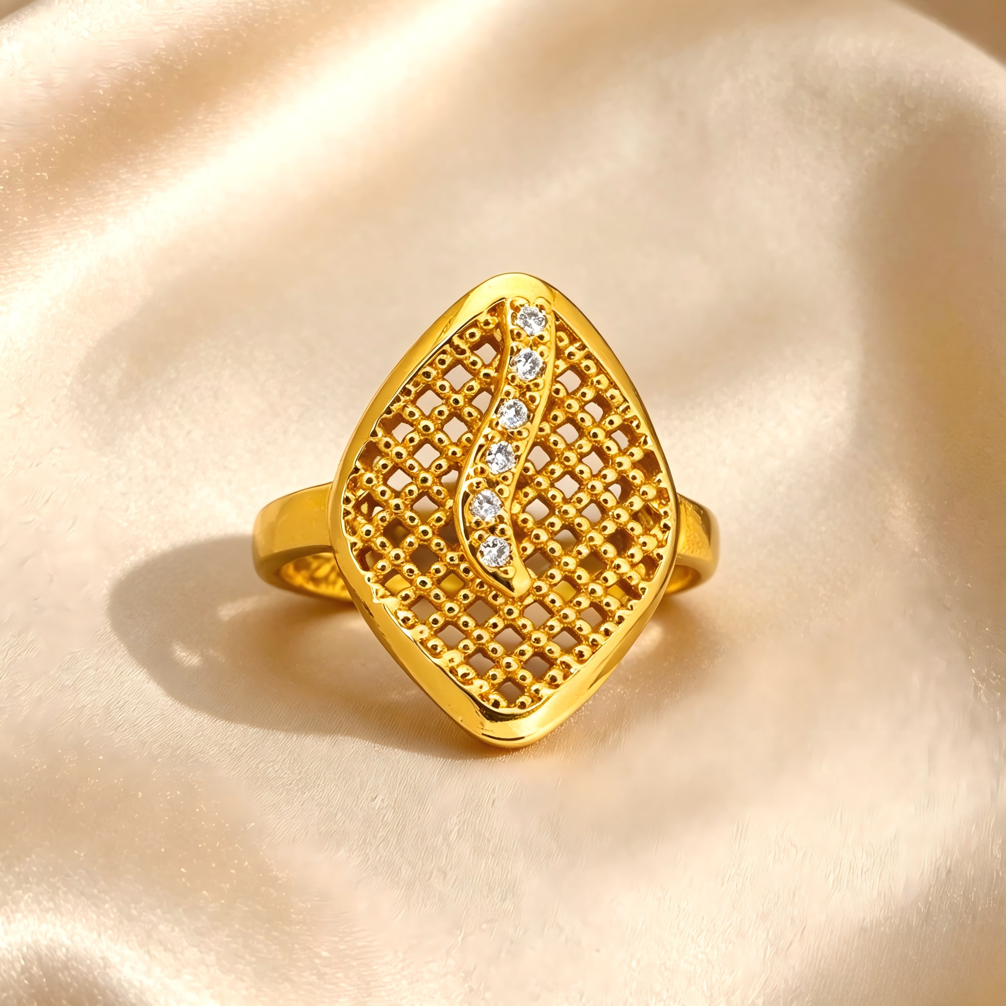 Gold-Plated Copper Zircon Ring-0302181-XB