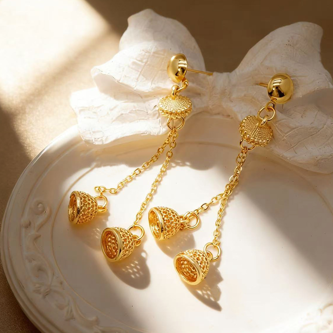 2-Piece Set: Earring  & Necklace, Iron with 24K Gold Plating for Women