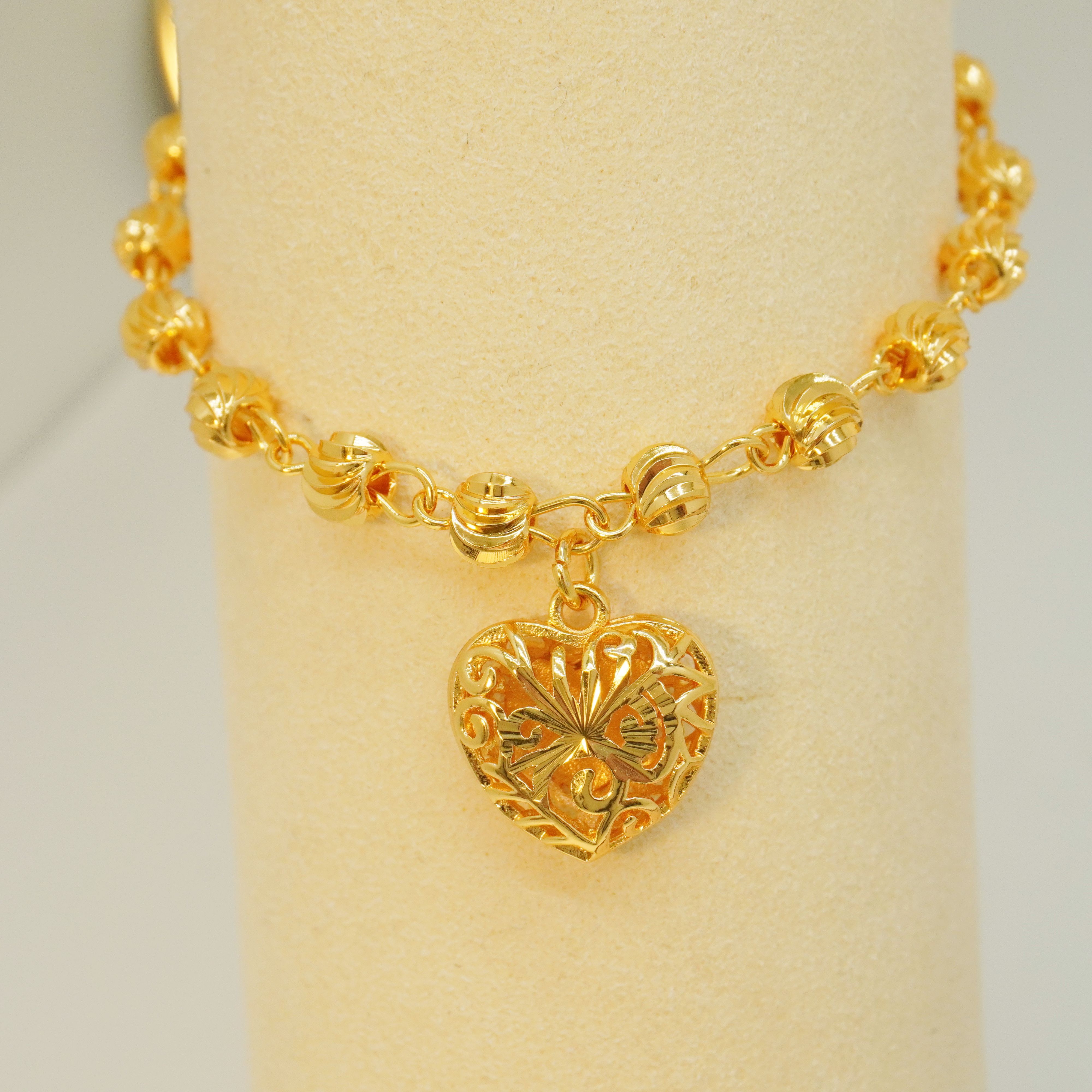 24k Color Gold-plated Copper Heart-Shaped Bracelet