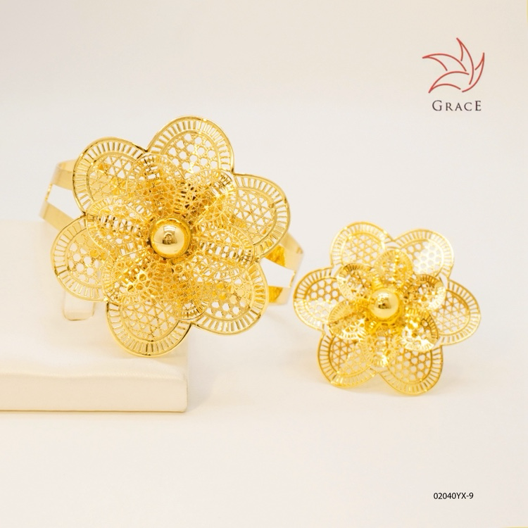 2-Piece Set: 24k Color Iron Gold-plated Bangle & Ring 