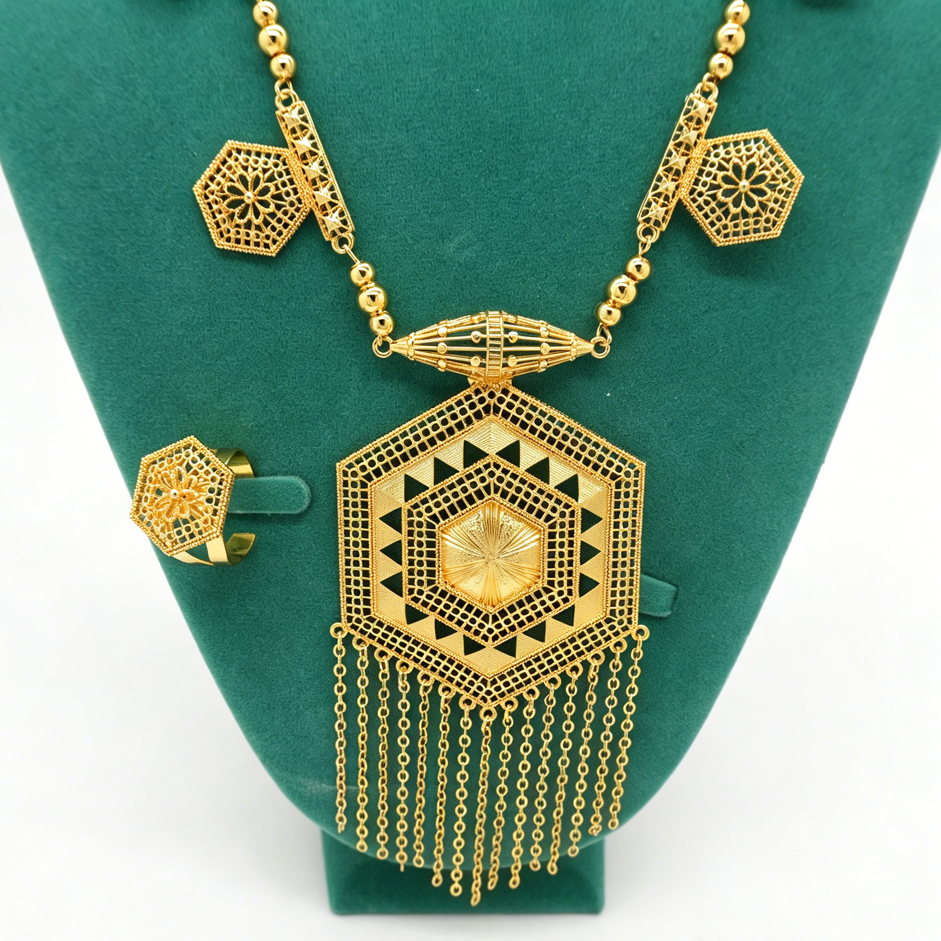 3-Piece Set: Earring  & Necklace & Ring, Alloy with 24K Gold Plating for Women