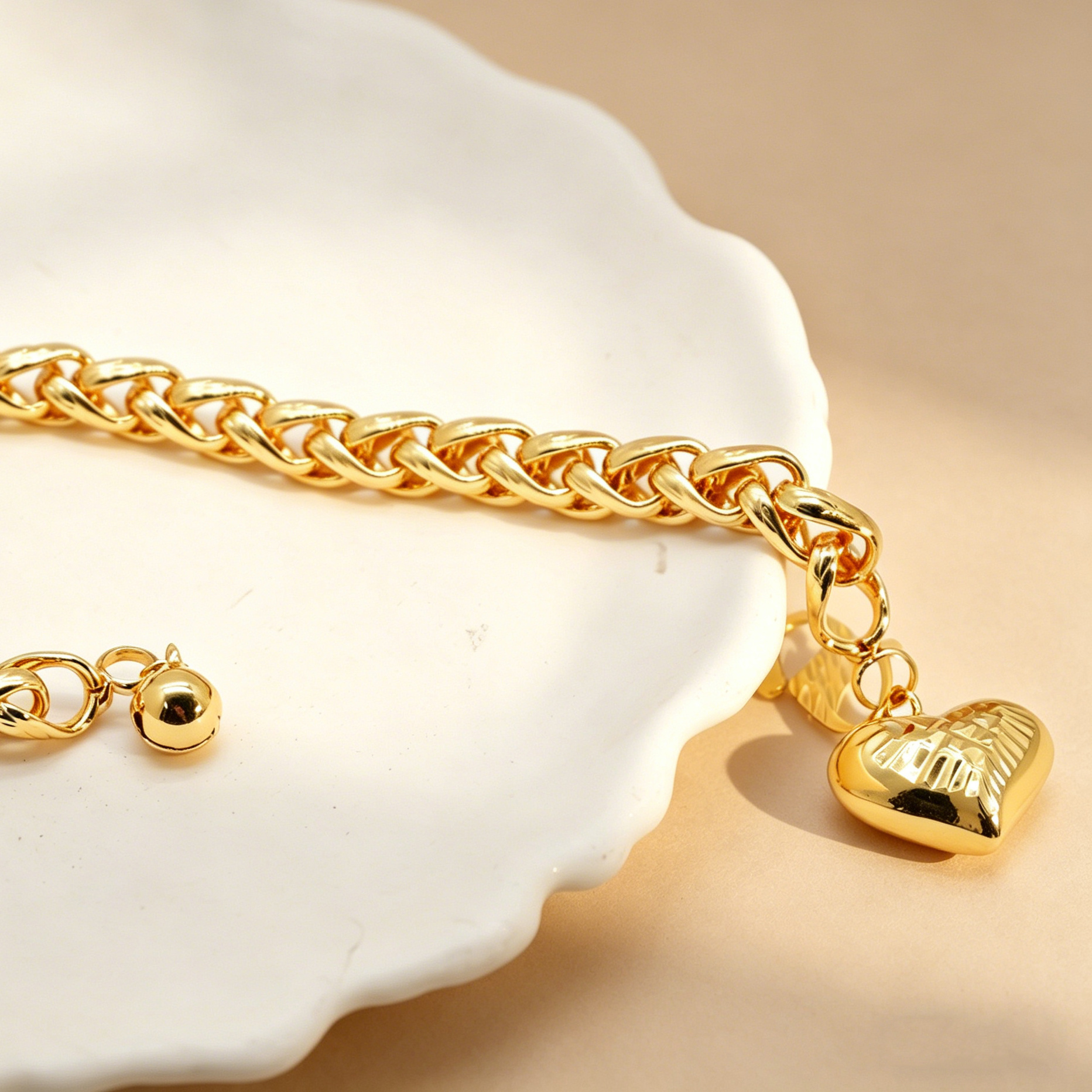 24k Gold-plated Copper Heart-Shaped Bracelet