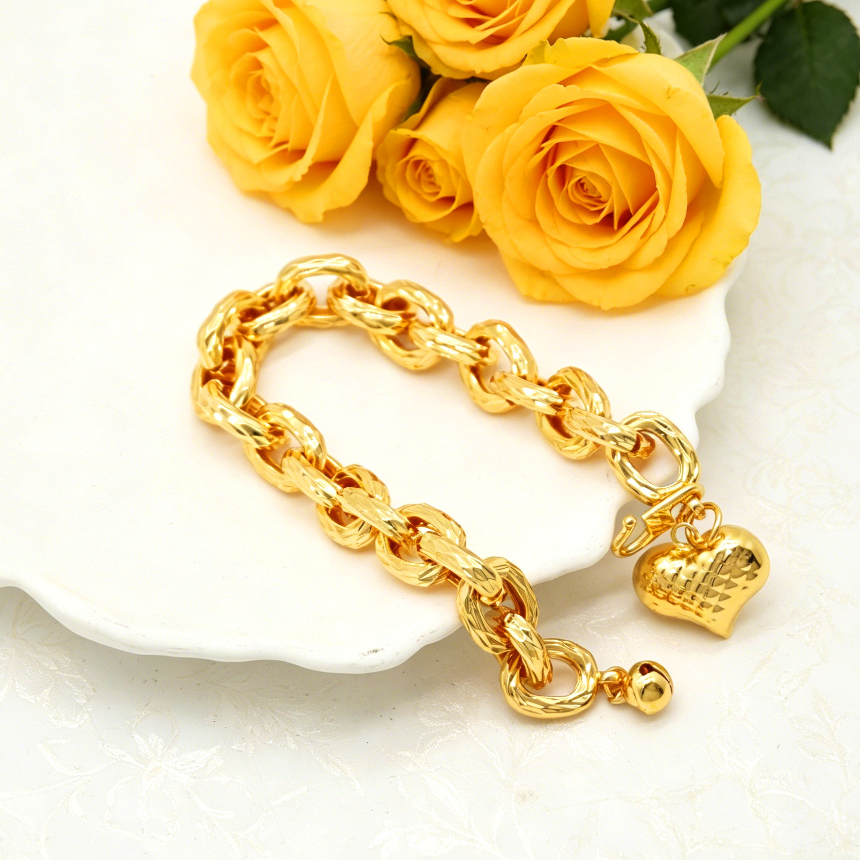 24k Gold-plated Copper Heart-Shaped Bracelet