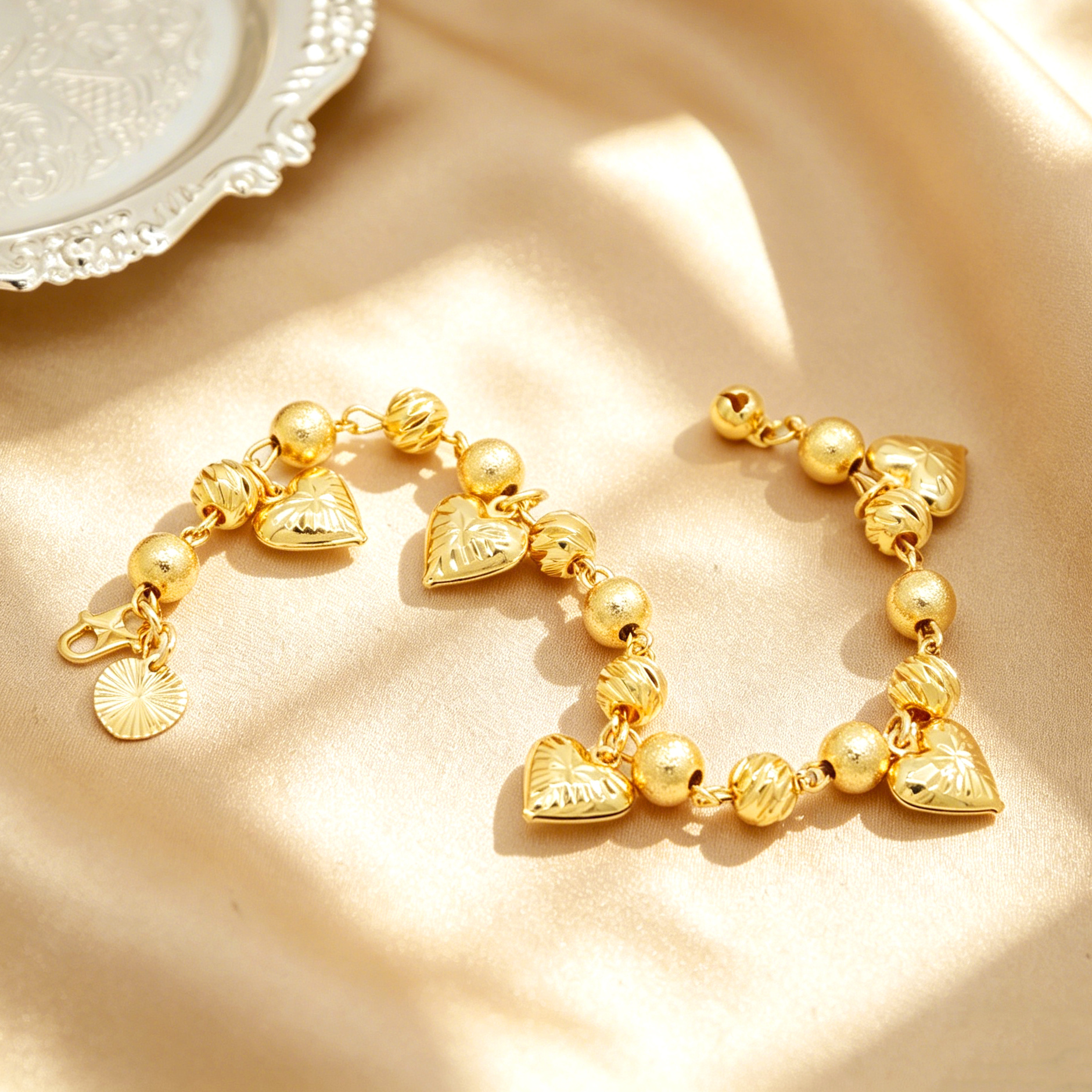 24k Color Gold-plated Copper Heart-Shaped Bracelet