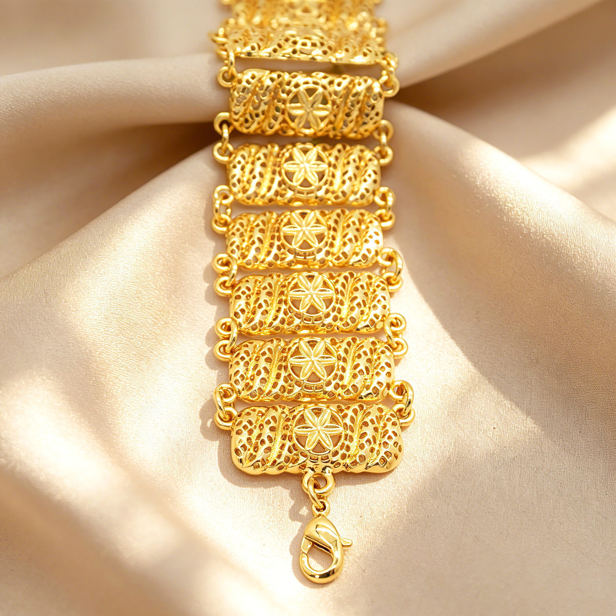 24k Gold-plated Alloy Bracelet