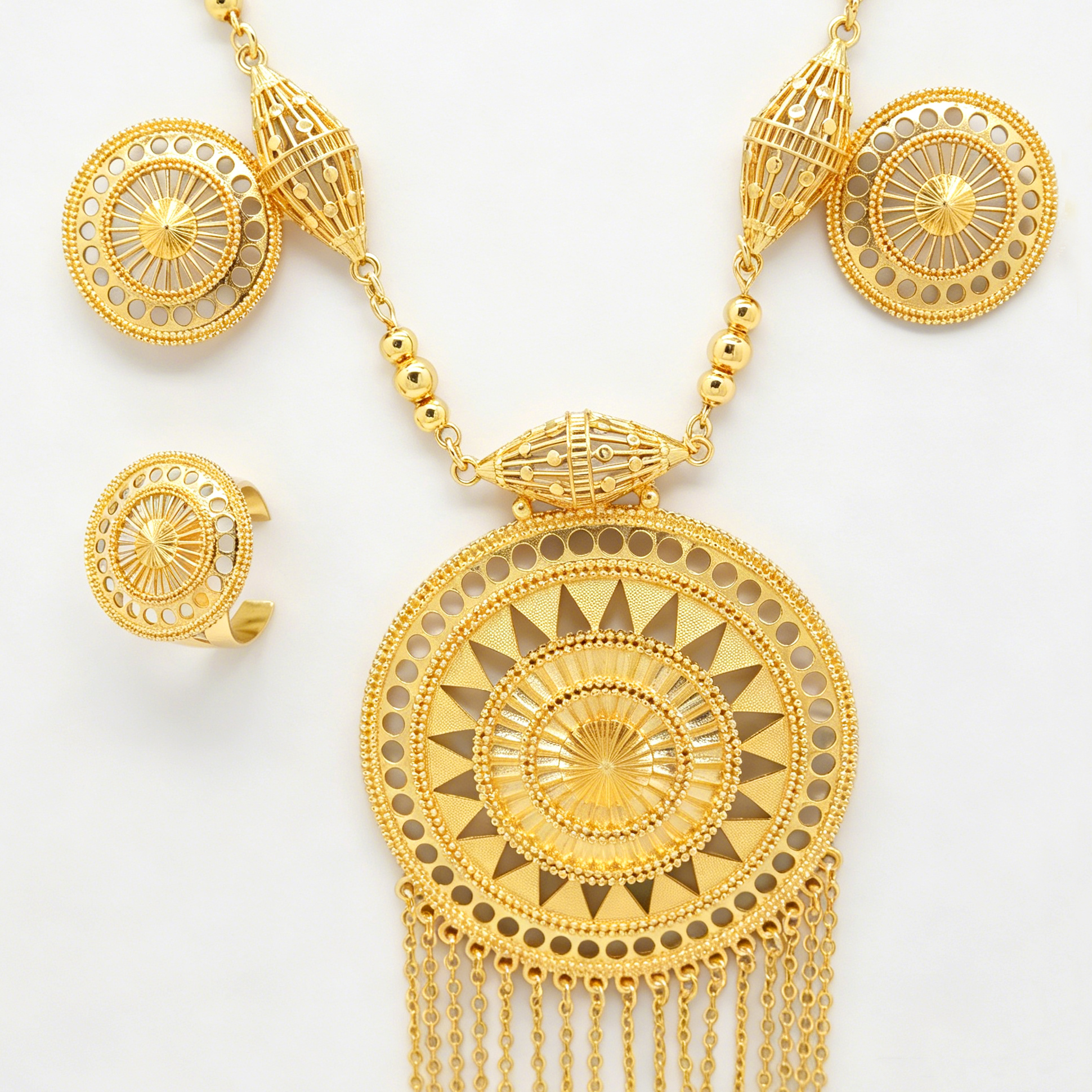 3-Piece Set: Earring  & Necklace & Ring, Alloy with 24K Gold Plating for Women