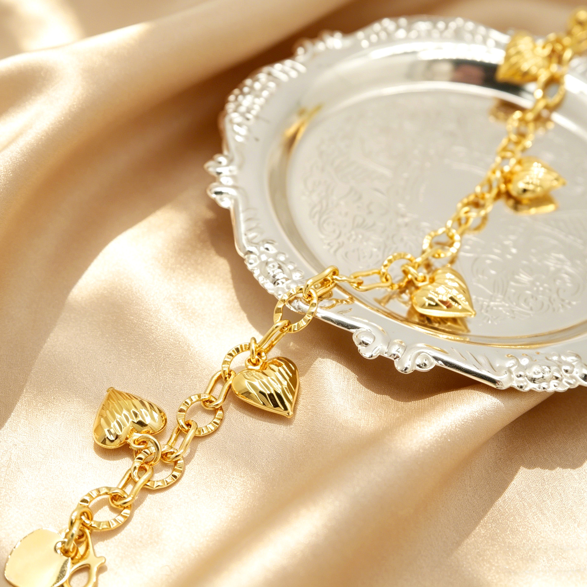 24k Gold-plated Copper Heart-Shaped Bracelet