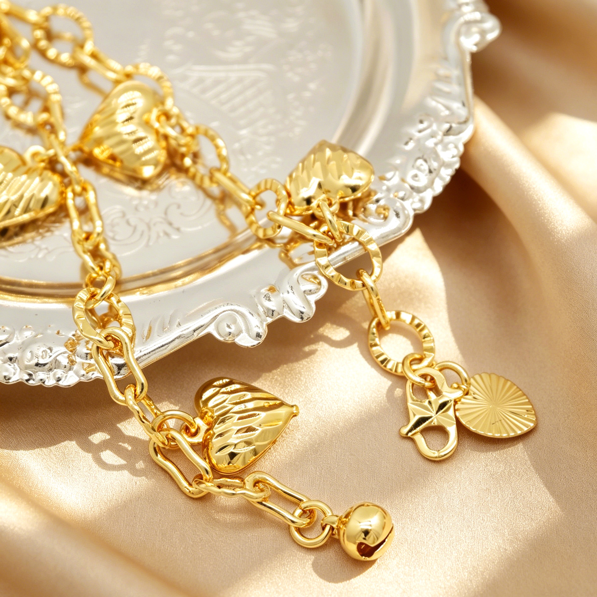 24k Gold-plated Copper Heart-Shaped Bracelet
