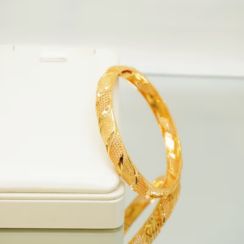 24k Color Gold-plated Copper bangle
