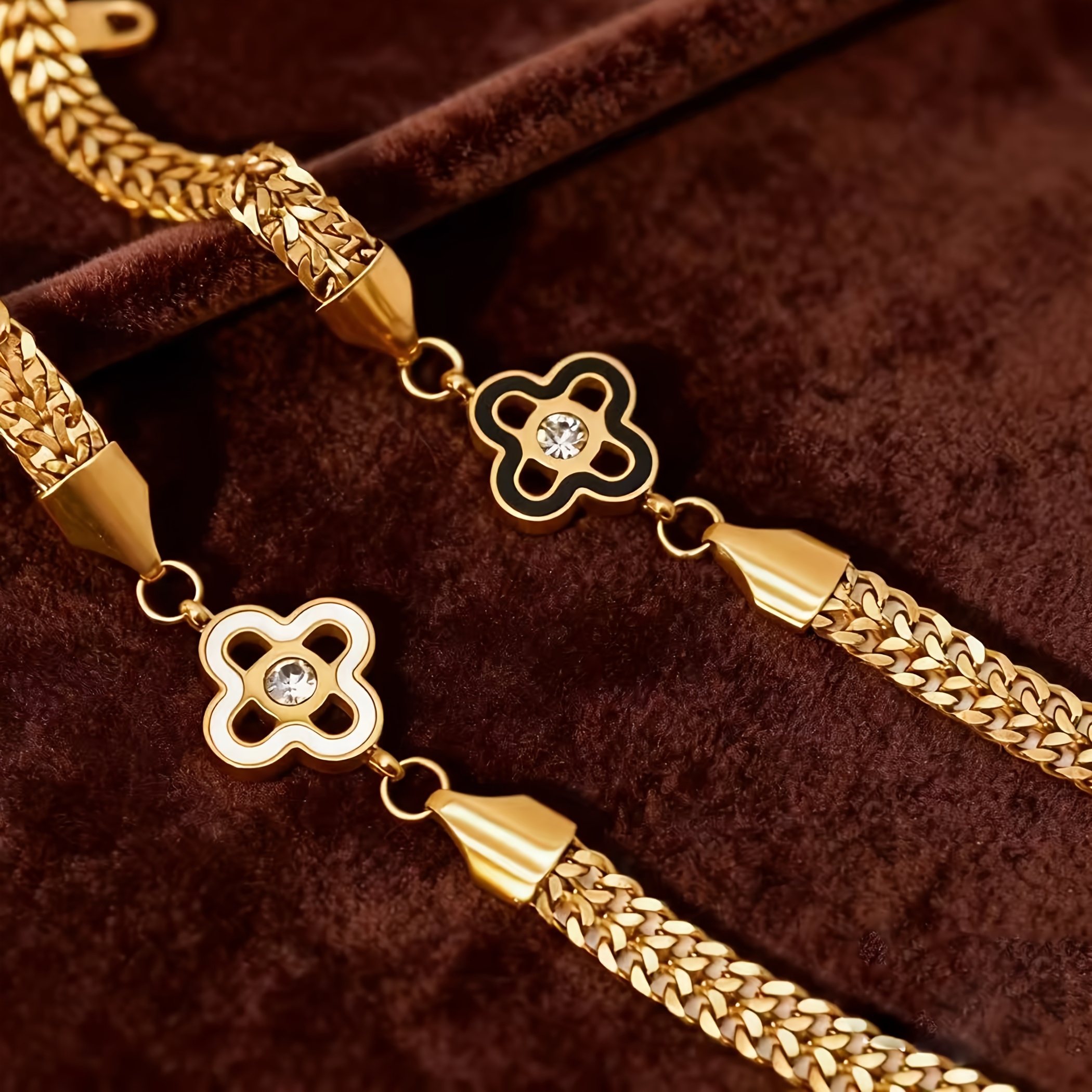 1pc of Flower Zirconia Pattern for Couples, Suitable for Sisters' Daily Wear, Classic Personal Style, Stainless Steel with Golden Plating, Wholesale Versatile-Grace Jewelry