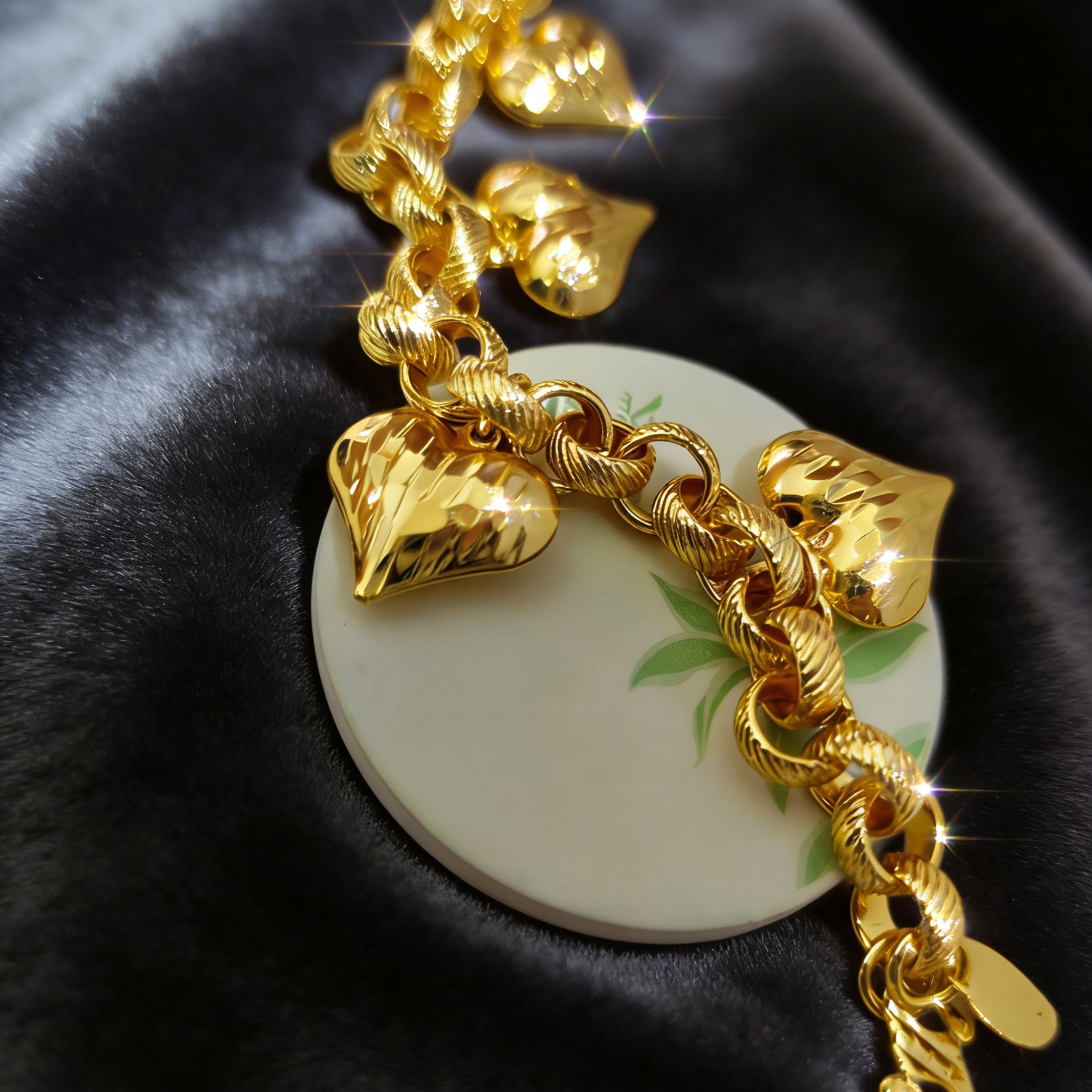 24k Gold-plated Copper Heart-Shaped Bracelet