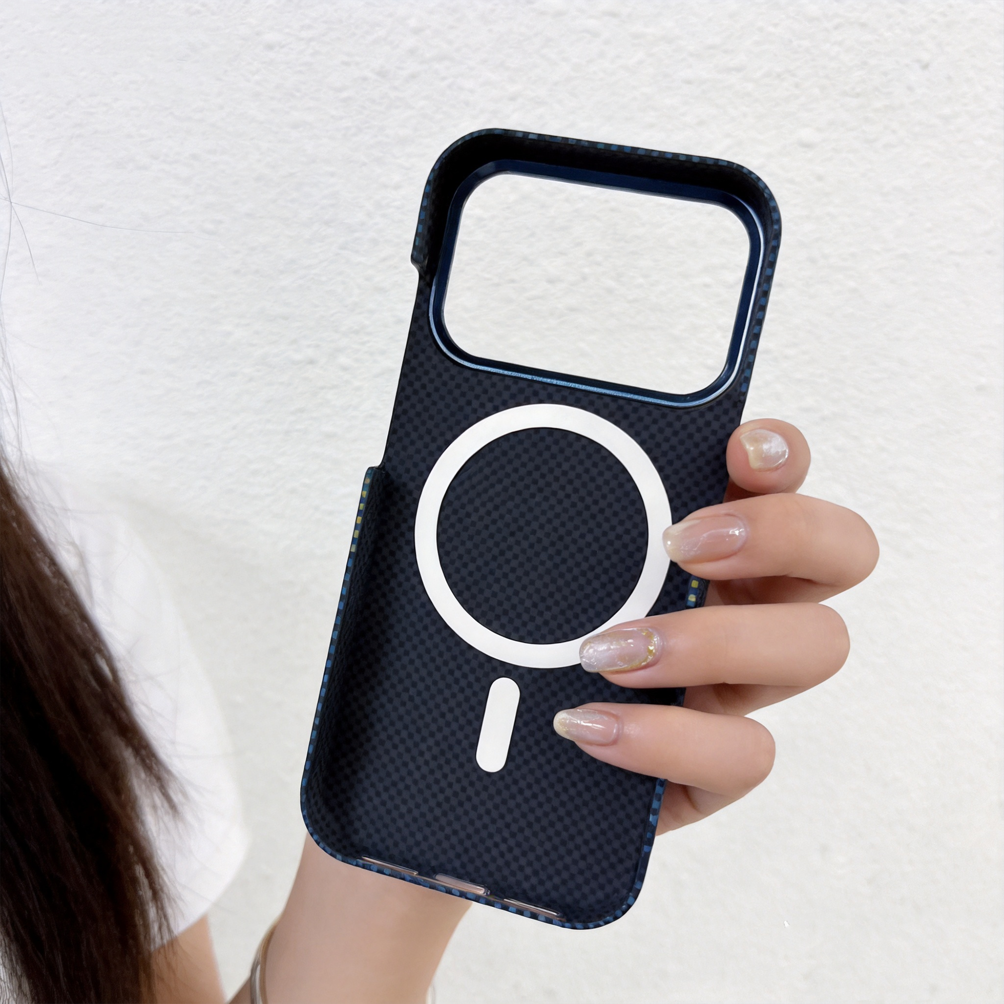 Tesiway Kevlar Magnetic Phone Case