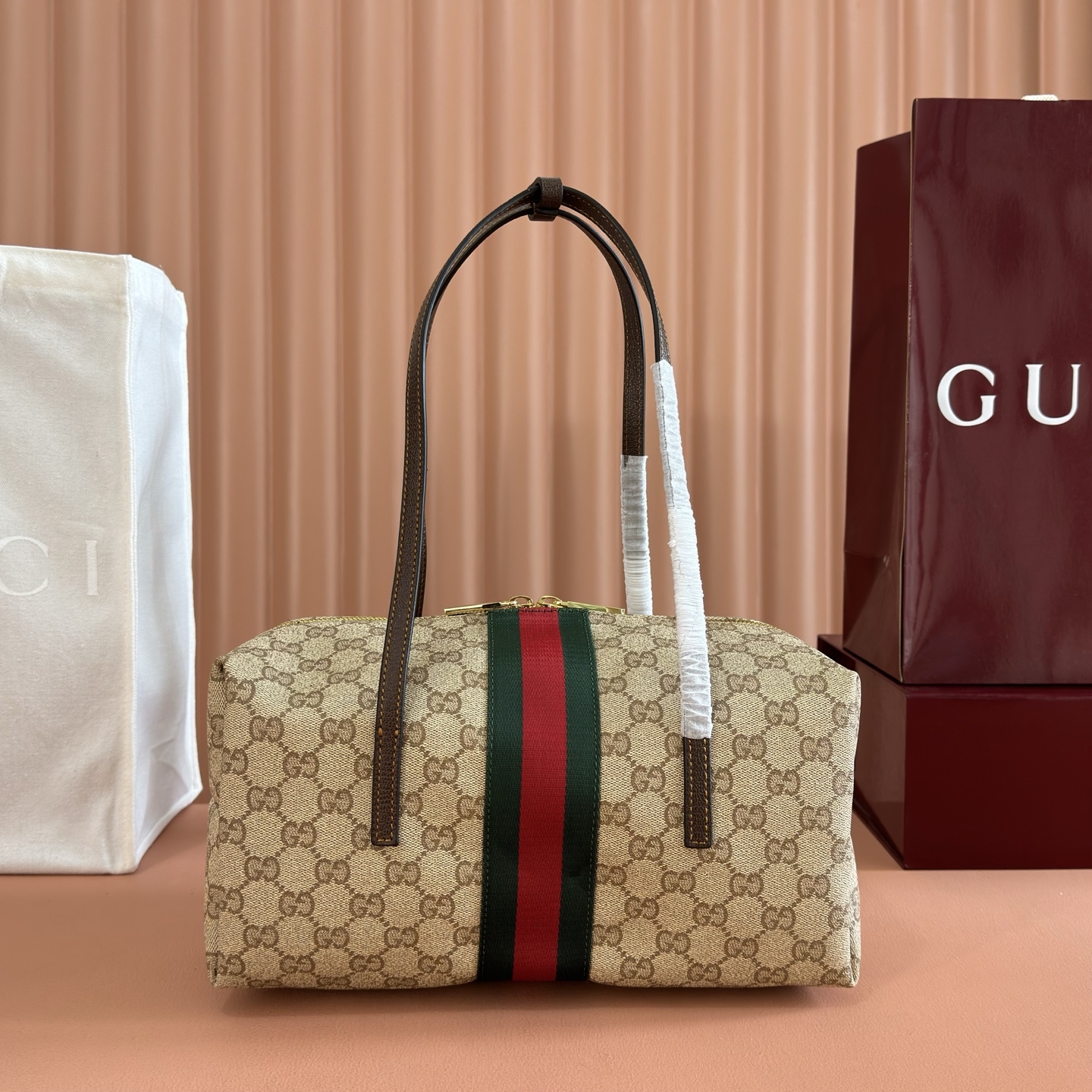 グッチ「Gucci」  ハンドバッグ