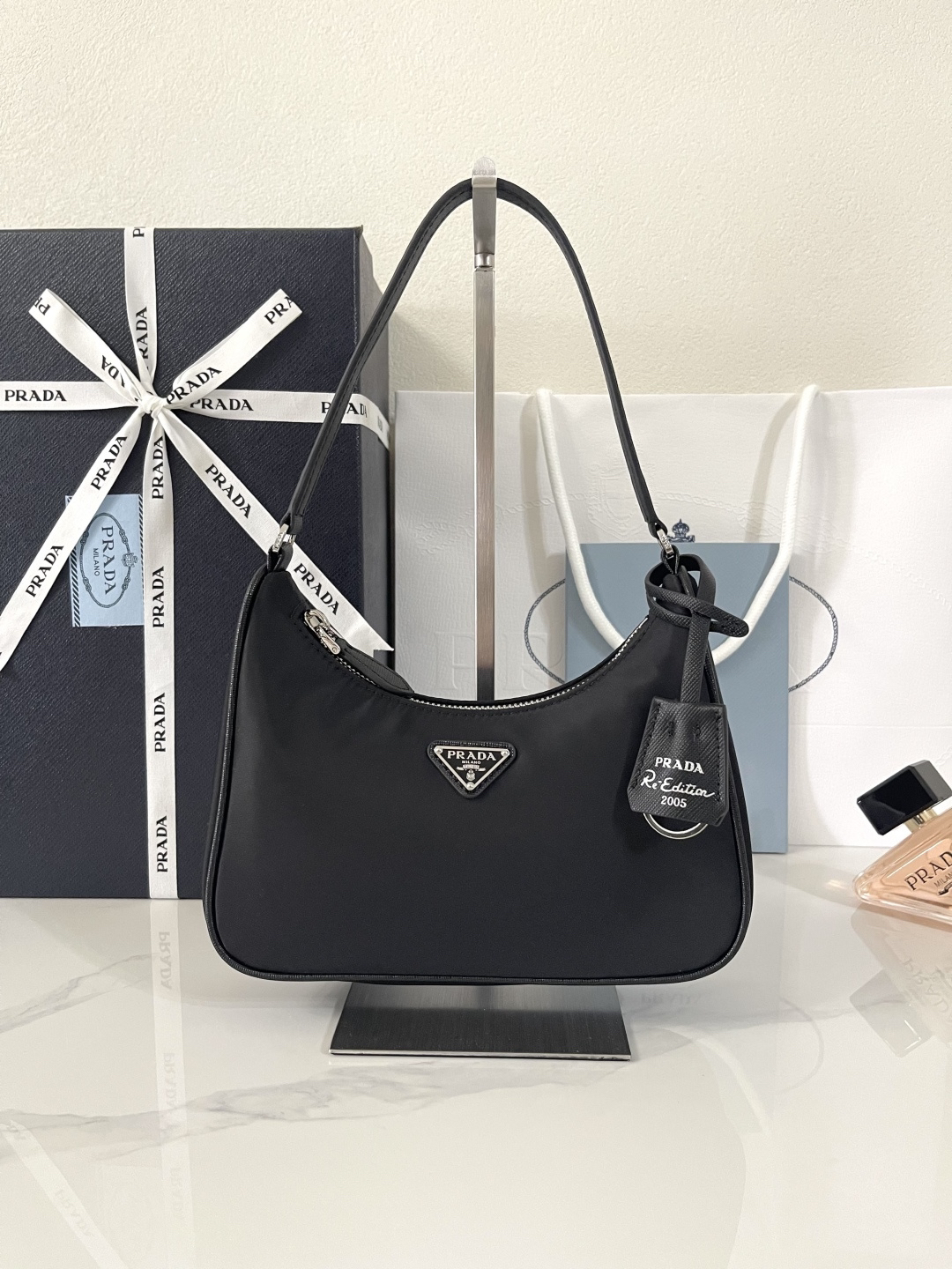 プラダ「Prada」プラダ