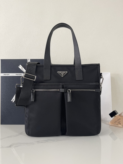 プラダ「Prada」プラダ