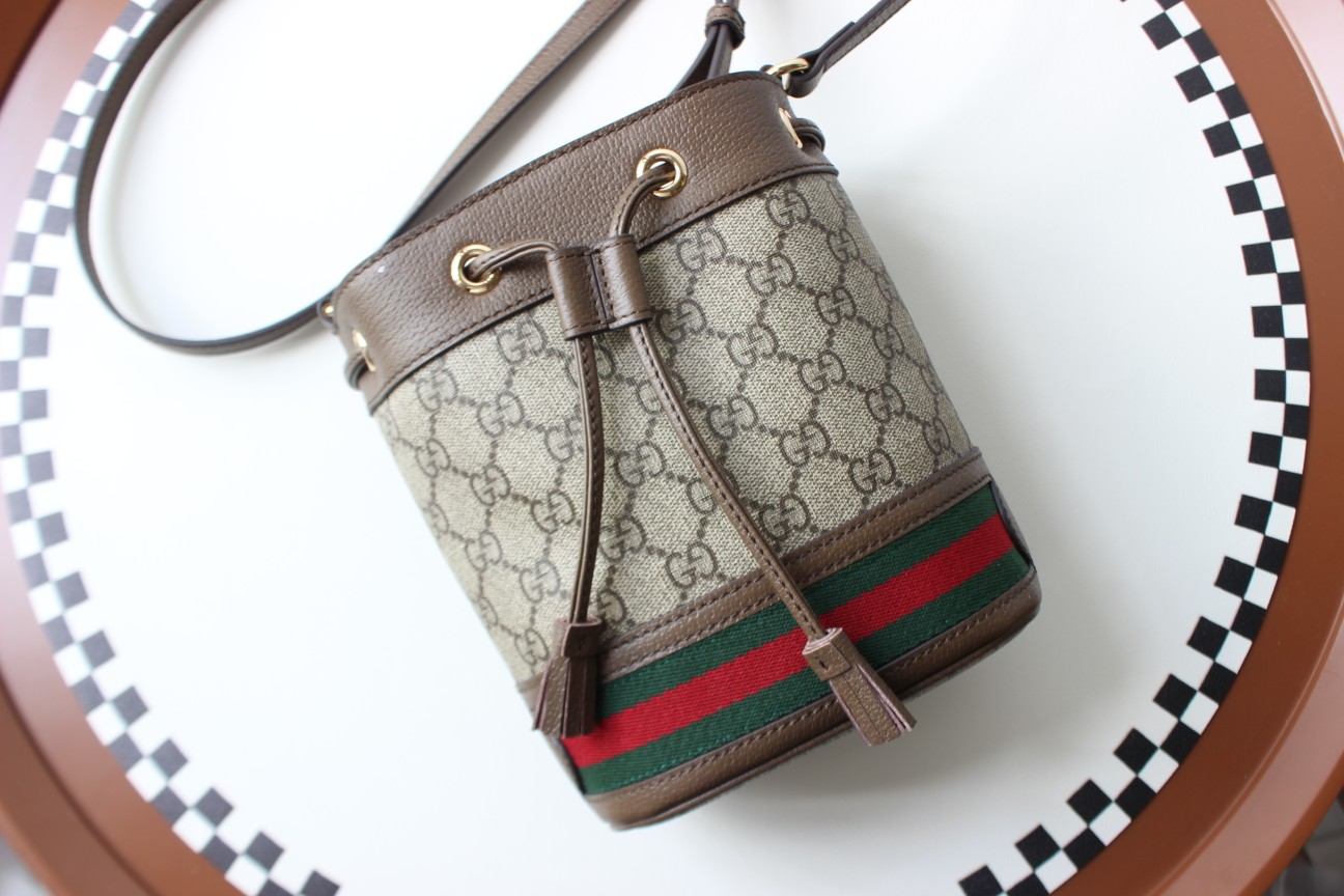 グッチ「Gucci」  ハンドバッグ
