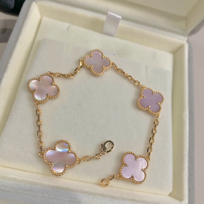ヴァンクリーフ＆アーペル「Van Cleef & Arpels」 ヴァンクリーフ＆アーペル