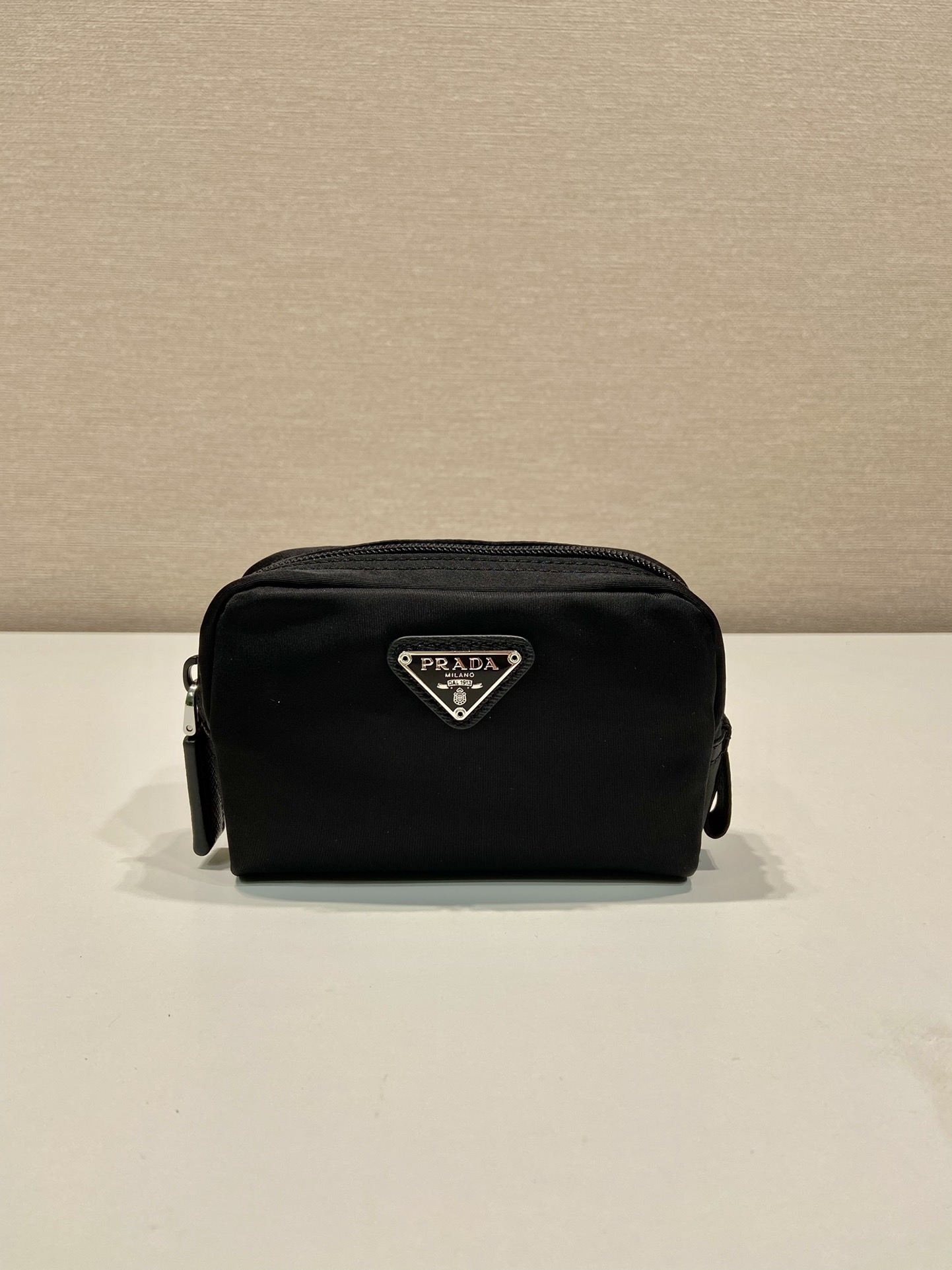 プラダ「Prada」プラダ