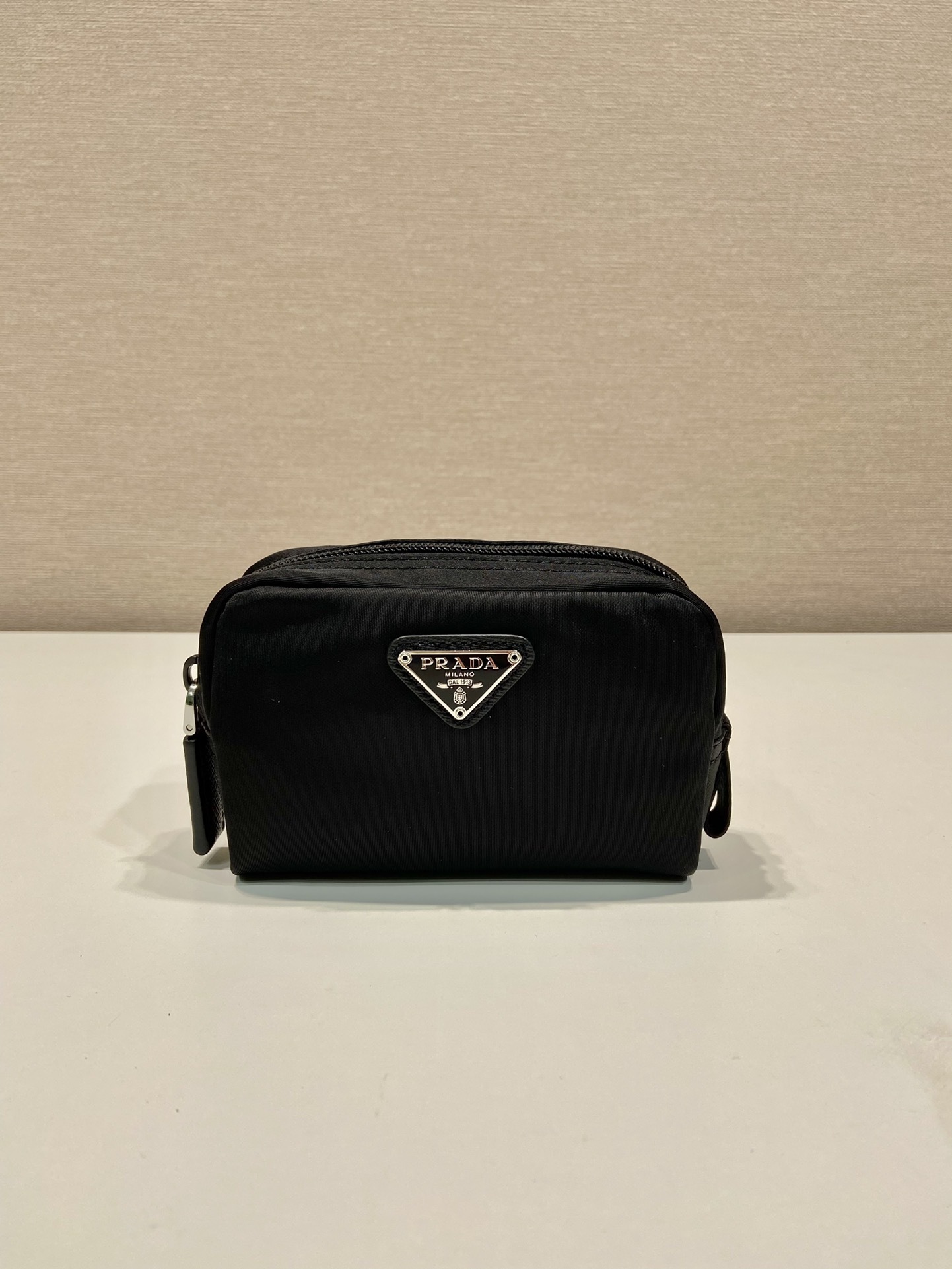 プラダ「Prada」プラダ