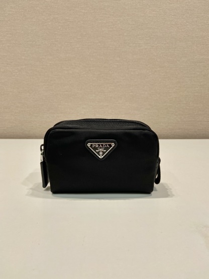 プラダ「Prada」プラダ