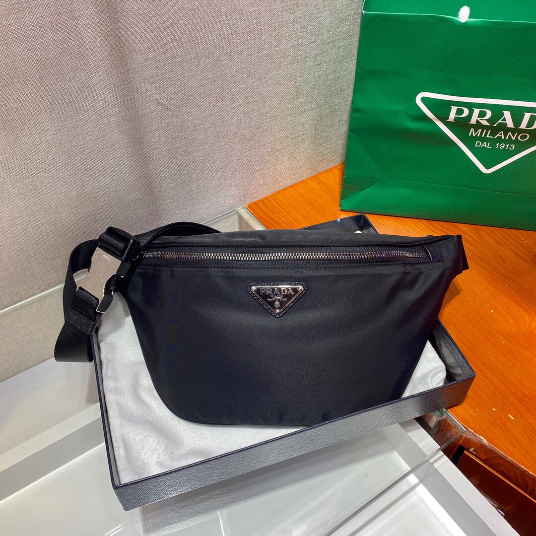 プラダ「Prada」プラダ
