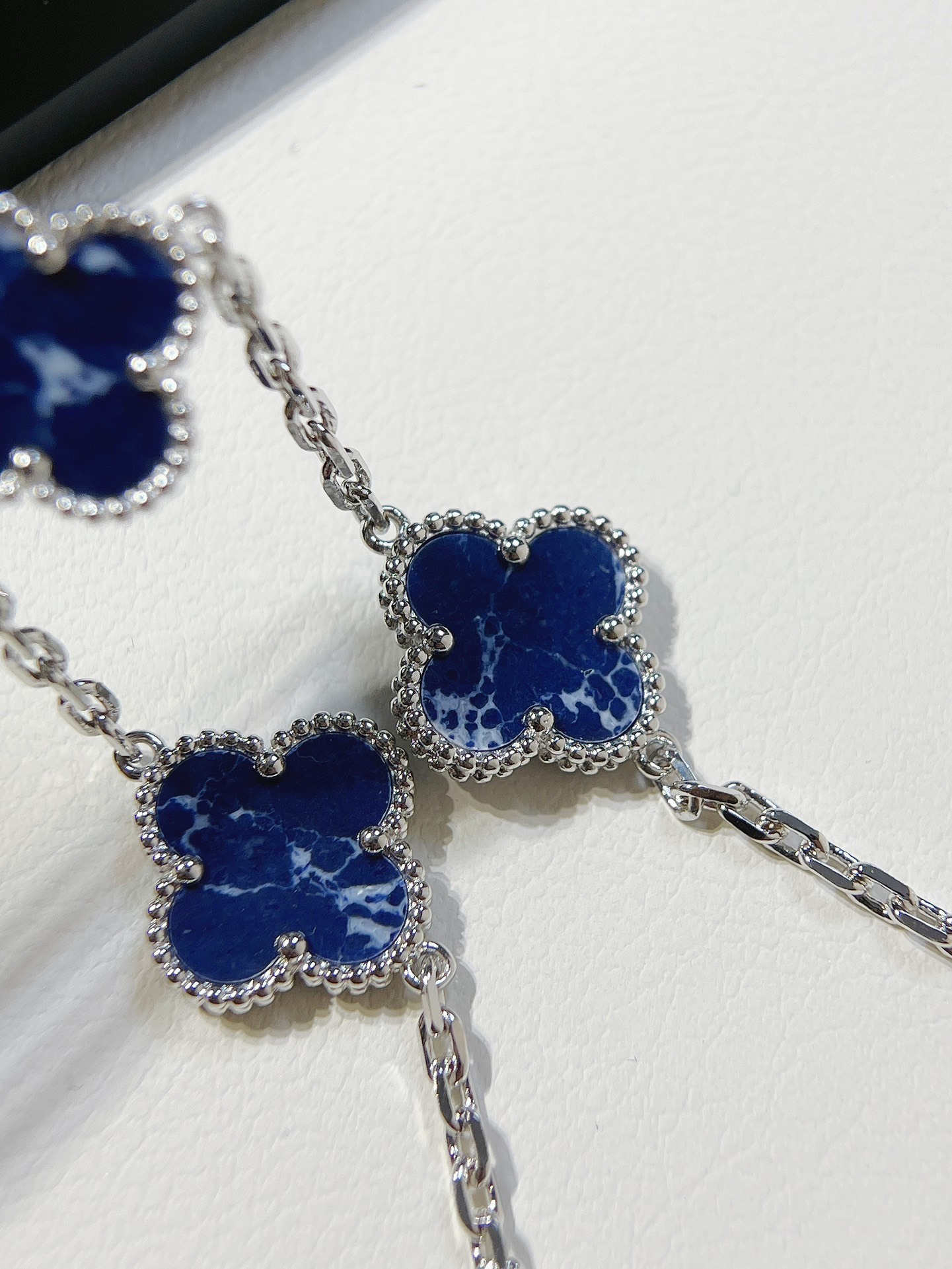 ヴァンクリーフ＆アーペル「Van Cleef & Arpels」 ヴァンクリーフ＆アーペル