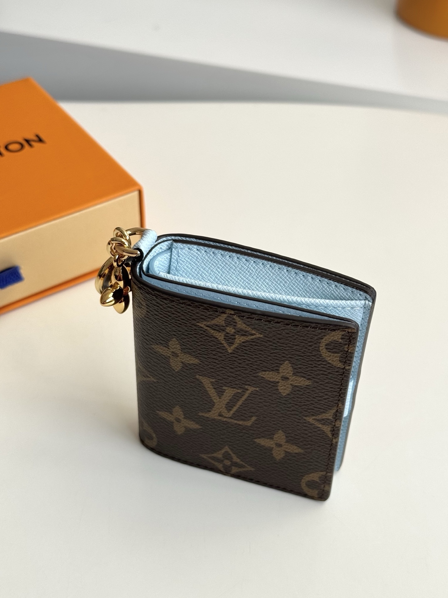 ルイ・ヴィトン「Louis Vuitton」 ルイ・ヴィトン