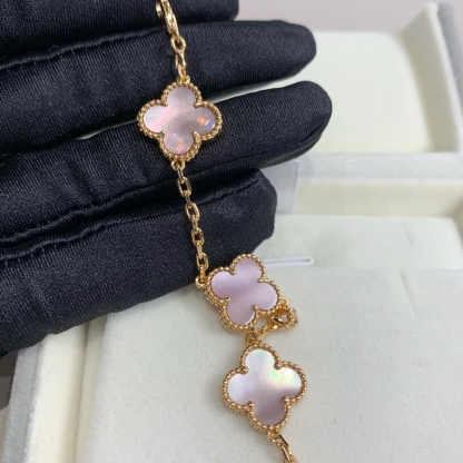 ヴァンクリーフ＆アーペル「Van Cleef & Arpels」 ヴァンクリーフ＆アーペル