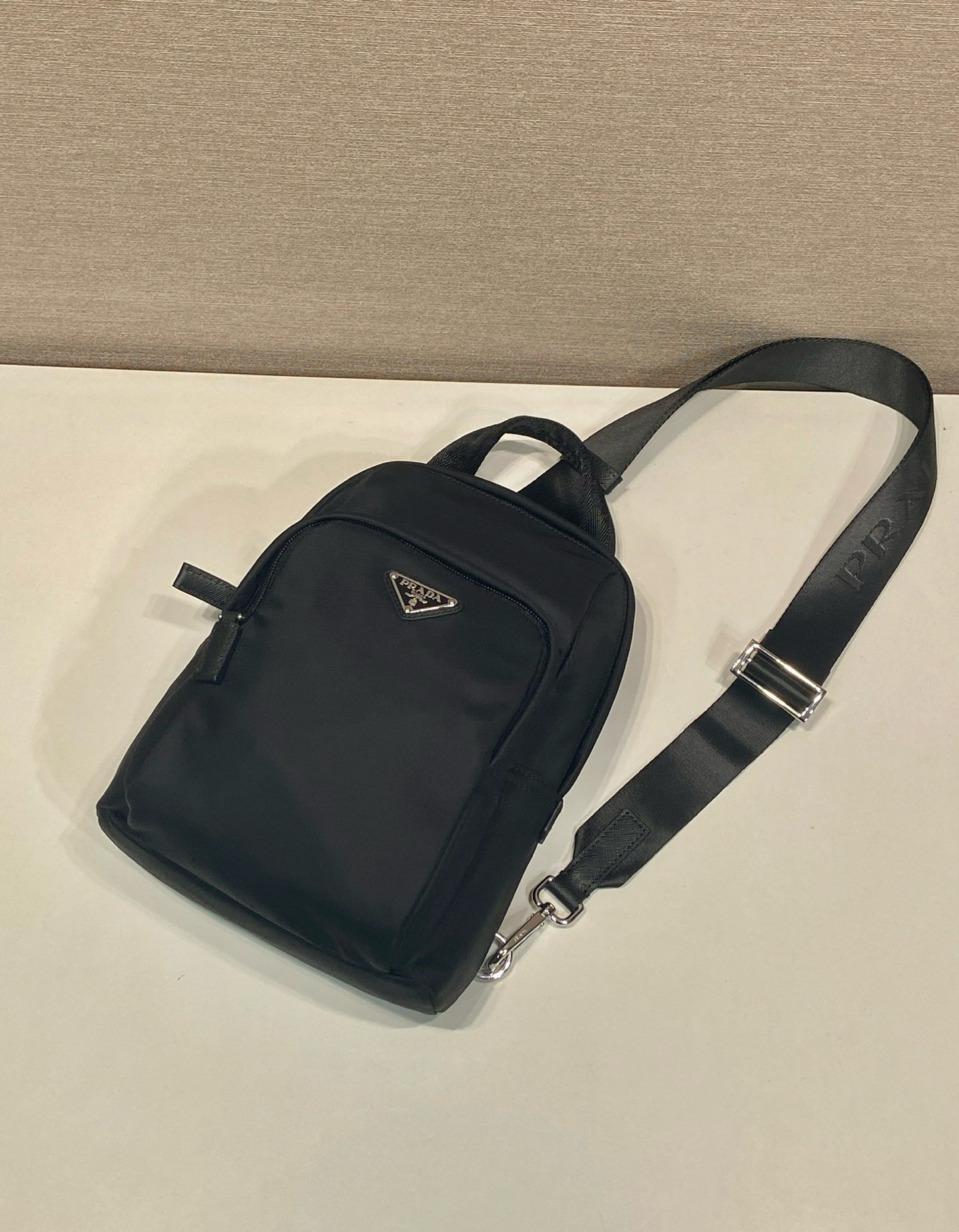 プラダ「Prada」プラダ