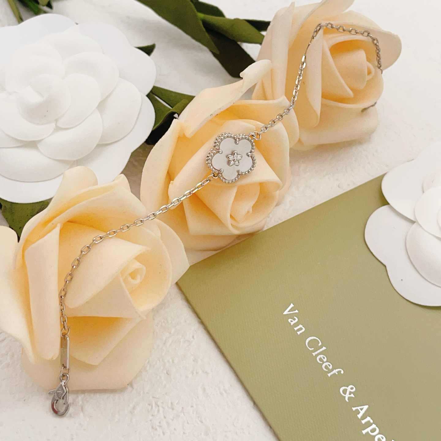 ヴァンクリーフ＆アーペル「Van Cleef & Arpels」 ヴァンクリーフ＆アーペル