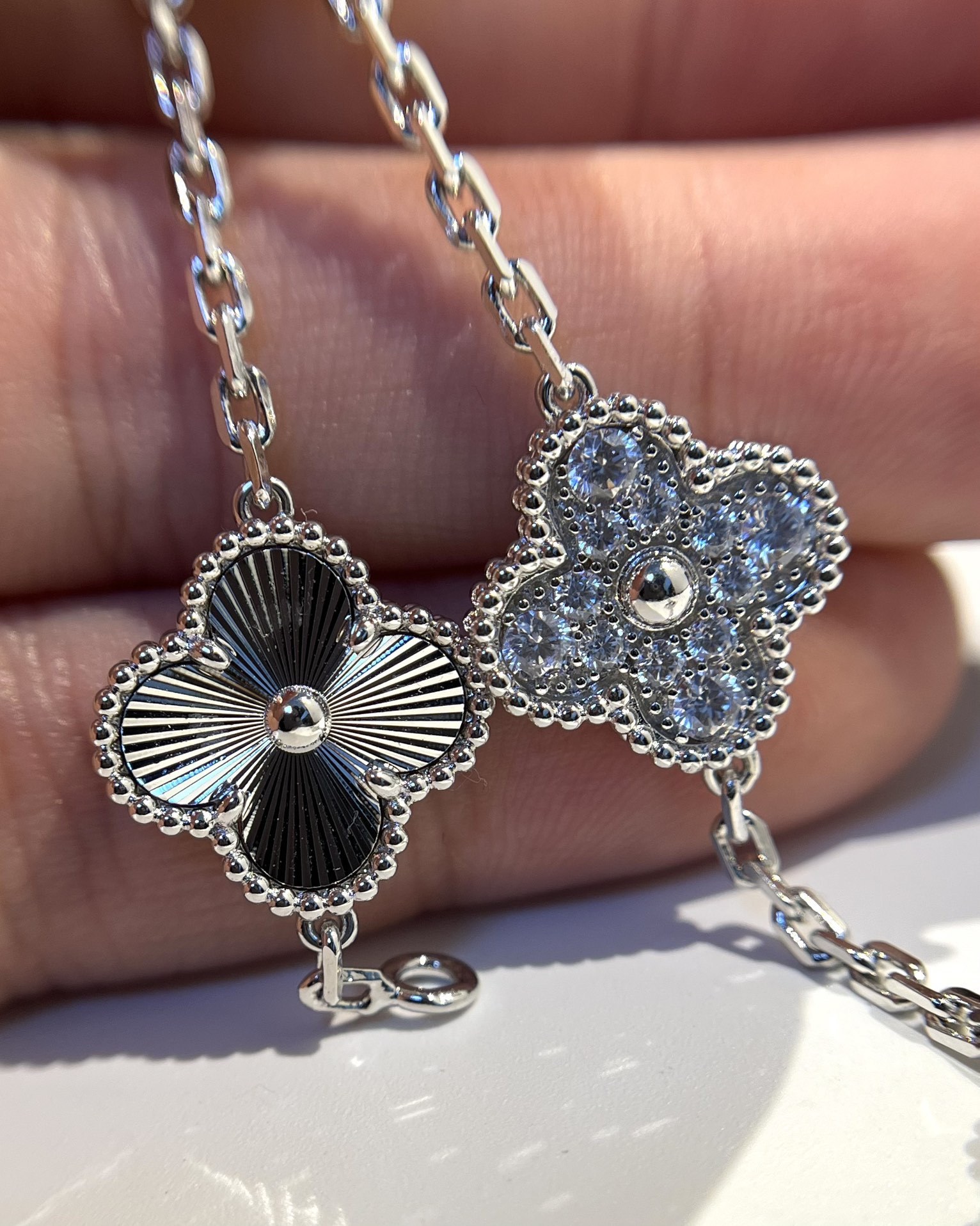 ヴァンクリーフ＆アーペル「Van Cleef & Arpels」 ヴァンクリーフ＆アーペル
