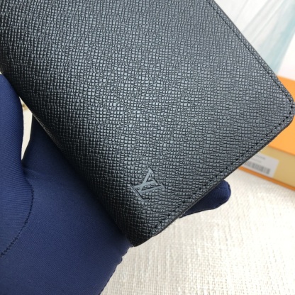ルイ・ヴィトン「Louis Vuitton」 ルイ・ヴィトン