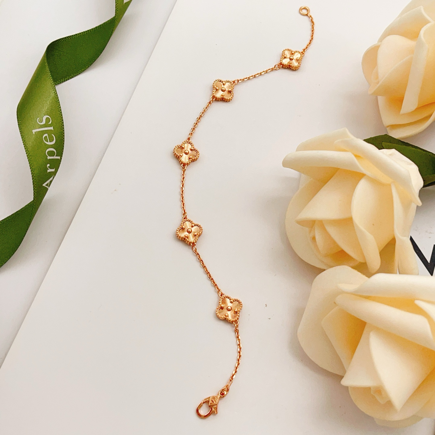 ヴァンクリーフ＆アーペル「Van Cleef & Arpels」 ヴァンクリーフ＆アーペル