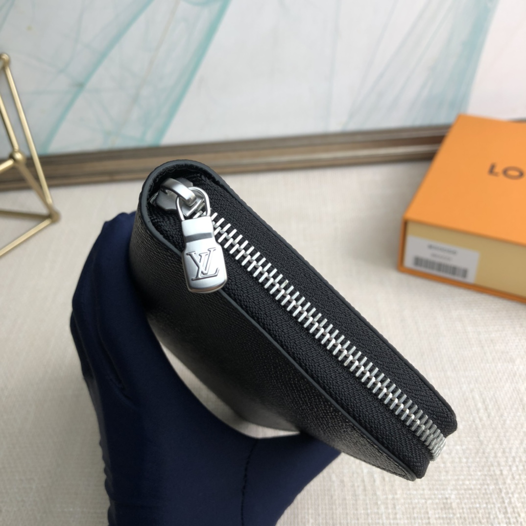 ルイ・ヴィトン「Louis Vuitton」 ルイ・ヴィトン