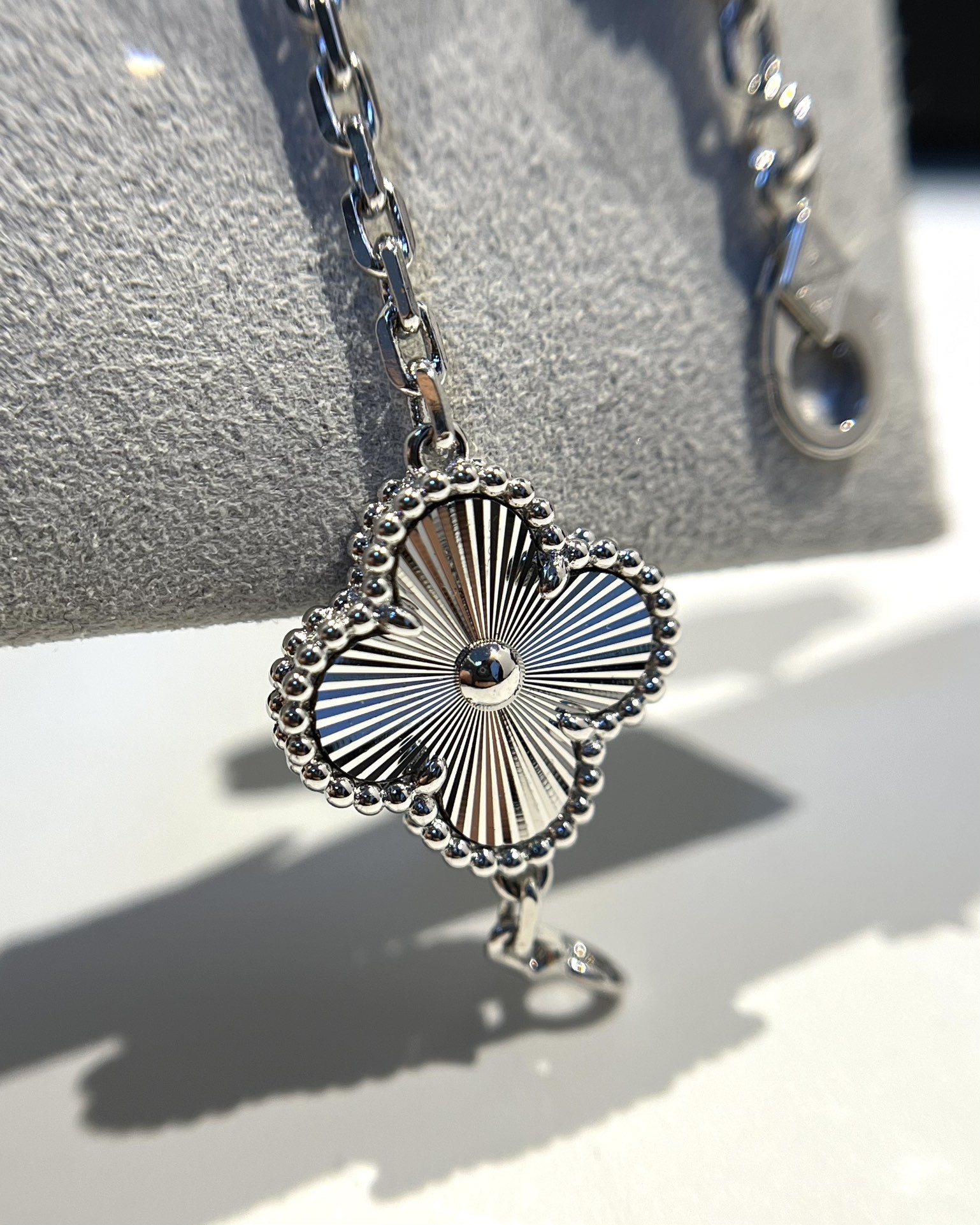 ヴァンクリーフ＆アーペル「Van Cleef & Arpels」 ヴァンクリーフ＆アーペル