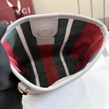 グッチ「Gucci」  ハンドバッグ