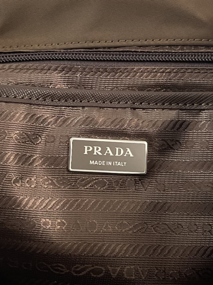 プラダ「Prada」プラダ