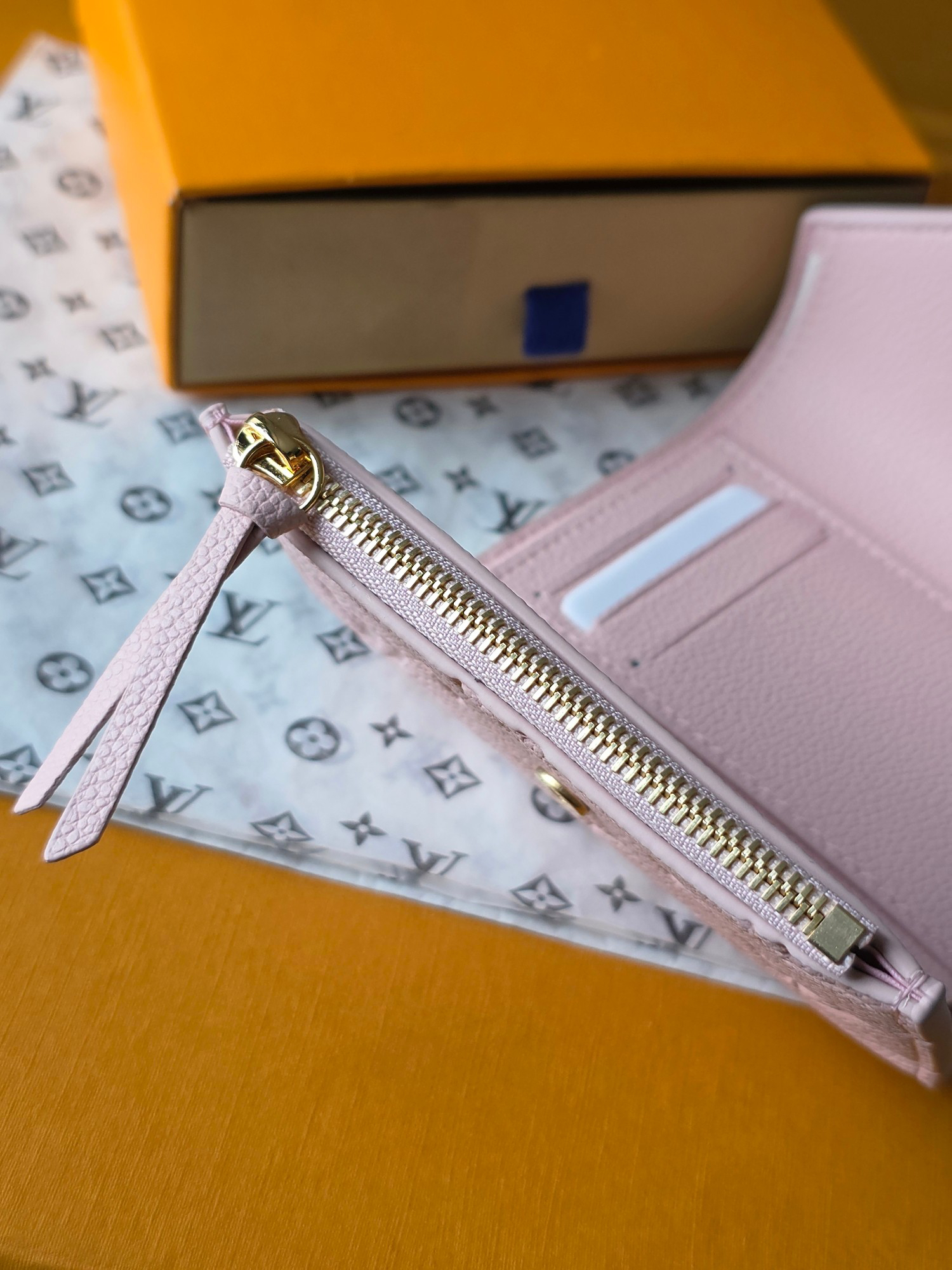 ルイ・ヴィトン「Louis Vuitton」 ルイ・ヴィトン