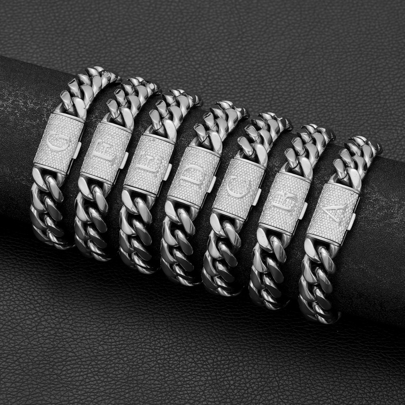 💎 Um colar que eleva todo o seu estilo.| Essencial para homens modernos e elegantes💎