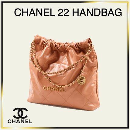 通勤からお出かけまで♪【CHANEL】Chanel 22 Handbag