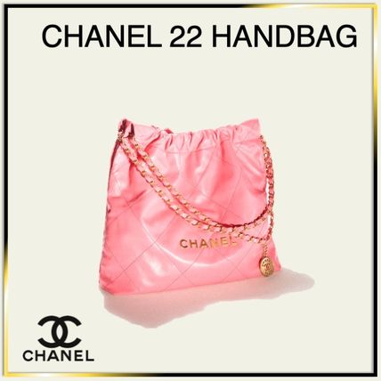 通勤からお出かけまで♪【CHANEL】Chanel 22 Handbag